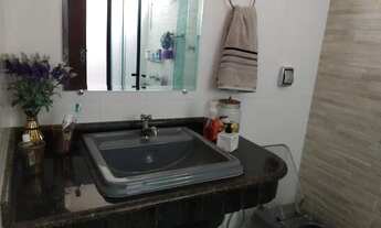 Imagem 7: Casa para aluguel e venda possui 220 metros quadrados com 3 quartos