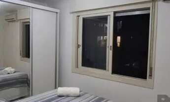 Imagem 7: Apartamento com 2 quartos, 1 banheiro com banheira, mobiliado, 70m² - Menino Deus