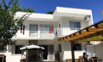 Imagem 4: Sobrado Piçarras Centro a venda