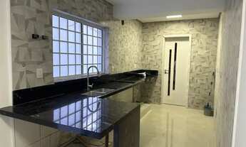 Imagem 6: Sobrado para venda possui 250 metros quadrados com 3 quartos