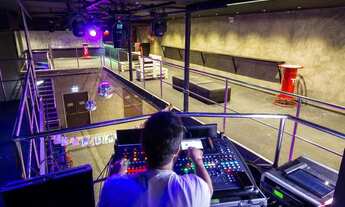 Imagem 3: Loja para Venda em Salvador, Barra, 2 banheiros, 2 vagas