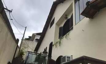 Imagem 4: Ótima casa 3 quartos, suíte, com piscina em cond. Ótimo local. Cód: 0496