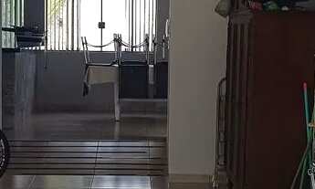 Imagem 4: Casa grande em local nobre