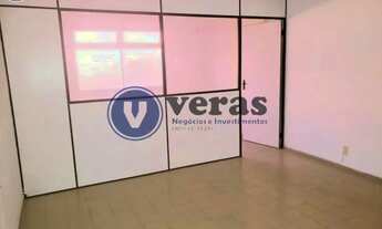 Imagem 2: VERAS VENDE SALA COMERCIAL NA AV AGUANAMBI - FÁTIMA
