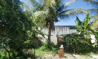 Imagem 2: Terreno com uma casa e mais uma suite externa e outra suite em costrução etc particular