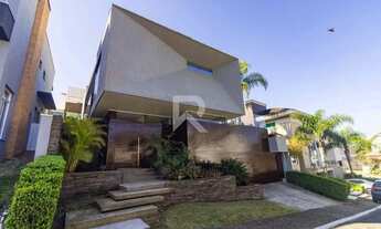 Imagem: Casa Semi Mobiliada em Cond. Clube com 3