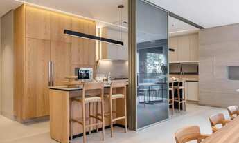 Imagem 3: Apartamento, 4 suítes, 216m2, Varanda Gourmet com churrasqueira a carvão, acima da Praça d