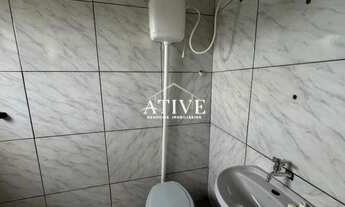 Imagem 6: Casa sozinha no pátio para locação