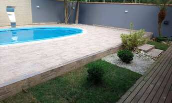 Imagem 8: Imóvel para venda possui 245 metros quadrados com 3 quartos