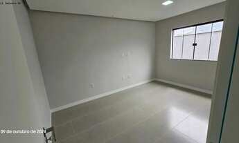 Imagem 3: Casa em Condomínio para Venda em Maricá, Inõa, 3 dormitórios, 1 suíte, 2 banheiros, 4 vaga