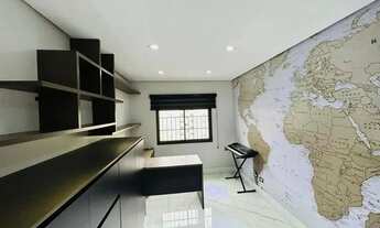 Imagem 5: Apartamento de alto padrão no Centro com 260 m², três suítes com closet e quatro vagas