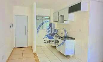 Imagem 3: Cond. Porto Seguro IX, apartamento com quintal amplo, armários na cozinha, 1 vaga coberta