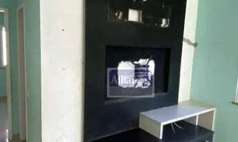 Imagem 3: Casa em condomínio com 2 dormitórios, 1 suíte, quintal e 2 vagas de garagem cobertas à ven