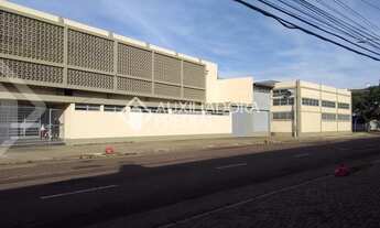 Imagem 2: PORTO ALEGRE - Prédio Inteiro - Navegantes