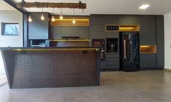 Imagem 2: Casa de condomínio sobrado para venda tem 237 metros quadrados com 3 quartos