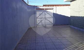 Imagem 6: Casa de 2 Dormítorios no bairro Vila Tupi