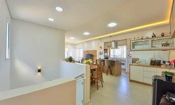 Imagem 2: VENHA SE ENCANTAR COM ESSE APARTAMENTO ACONCHEGANTE NO PORTAO- COBERTURA SEMI MOBILIADA