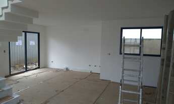 Imagem 3: Sobrado a Venda com 138m²; 03 Suites no Bairro Uberaba - Curitiba - PR