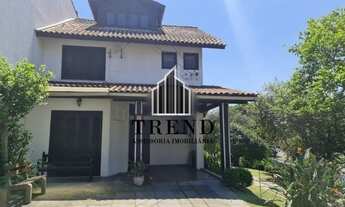 Imagem 2: PORTO ALEGRE - Casa Padrão - Cavalhada