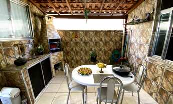 Imagem 2: Apartamento para venda possui 94 metros quadrados com 3 quartos em Jardim Glória - Juiz de