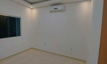 Imagem 4: Linda Casa no Parque das Laranjeiras com 2 quartos / climatizada