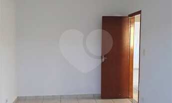 Imagem 2: Casa de 2 Dormítorios no bairro Vila Tupi