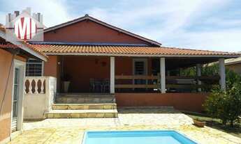 Imagem 3: Linda chácara com 3 dormitórios, área gourmet, piscina, pomar, boa localização, à venda