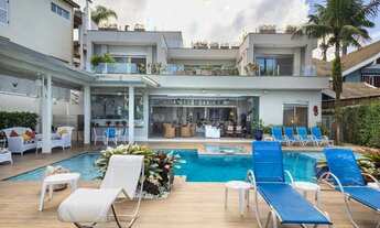 Imagem: Casa Pé na Areia em Caraguatatuba