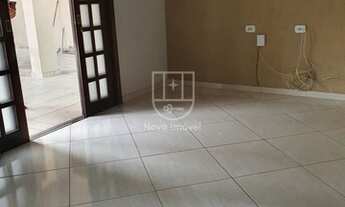 Imagem 5: Casa com três dormitórios na Vila São Benedito - Pindamonhangaba