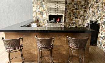 Imagem 5: Magnifica Casa! 04 Quartos, Porcelanato, Piscina, Churrasqueira, 400m2, Rua 08, Vicente Pi