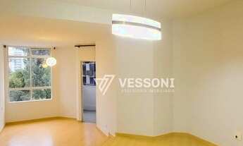 Imagem 3: Apartamento com 3 quartos e Sacada para alugar, 85 m² por R$ 1.800/mês - Cristo Rei - Curi