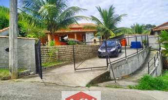 Imagem: Casa c/ Piscina, em Condomínio no Bairro