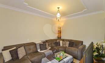 Imagem 3: SOBRADO EM CONDOMÍNIO 4 QUARTOS 1 SUITE 2 VAGAS, R$1.100.000,00 NO MERCÊS