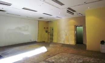 Imagem 2: Prédio comercial com loja para Alugar na Rua Pamplona