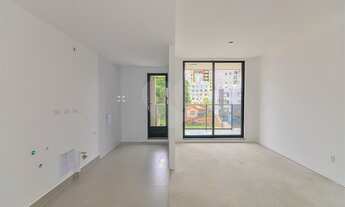 Imagem 3: Apartamento, 2 quartos, suíte, 2 vagas de garagem, churrasqueira na sacada, Bairro Cabral