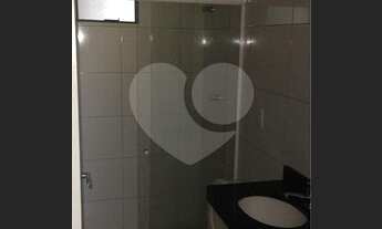 Imagem 7: Edificio no coração da gruta de lourdes