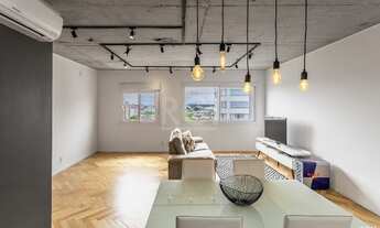 Imagem 3: Apartamento mobiliado 2 dormitórios, sendo 1 suíte e 2 vagas de garagem na Zona Norte