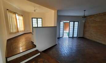 Imagem 7: Sobrado estilo rústico com 3 dormitórios para alugar, 328 m² por R$ 4.700/mês - Cidade Uni