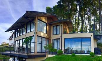 Imagem 2: Casa à Venda em Campos do Jordão pela imobiliária guanabara.house