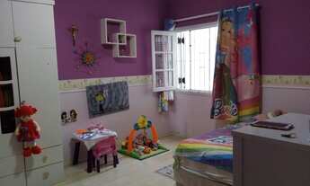 Imagem 4: Sobrado para venda possui 204 metros quadrados com 3 quartos em Vila Eldízia - Santo André