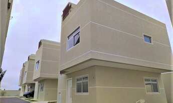 Imagem 2: Sobrado para Venda em Curitiba, Uberaba, 3 dormitórios, 2 suítes, 5 banheiros, 2 vagas