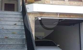 Imagem 3: Sobrado maravilhoso com tudo amplo equipado com ar-condicionado e espaço para fazer piscin