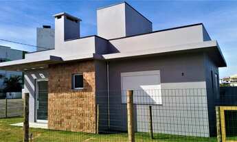 Imagem 2: Casa com 2 dormitórios à Venda no Campo D'una, Garopaba/SC