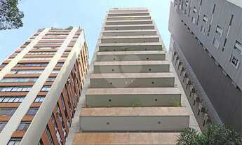 Imagem 6: Apartamento espaçoso, bem localizado, sacada e 3 vagas