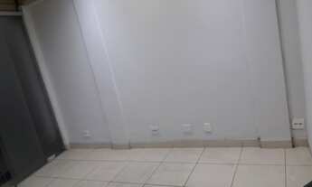 Imagem 4: Alugo Loja com lavabo e mezanino com divisória no Edifício Viena - Floresta - BH/MG