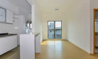 Imagem 4: Apartamento semi mobiliado com 1 quarto, sacada e vaga de garagem no Bigorrilho