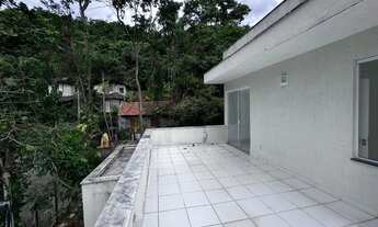 Imagem 5: Casa em rua fechada