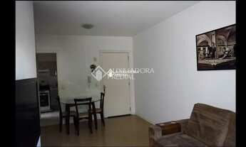 Imagem 2: PORTO ALEGRE - Apartamento Padrão - Partenon