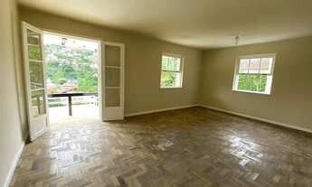 Imagem 3: Casa para venda tem 220 metros quadrados com 4 quartos em Braunes - Nova Friburgo - RJ