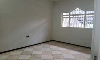 Imagem 5: Sobrado em Taubaté, próximo ao Hospital Escola, 5 minutos a pé do centro